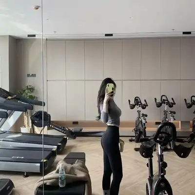 潘梓